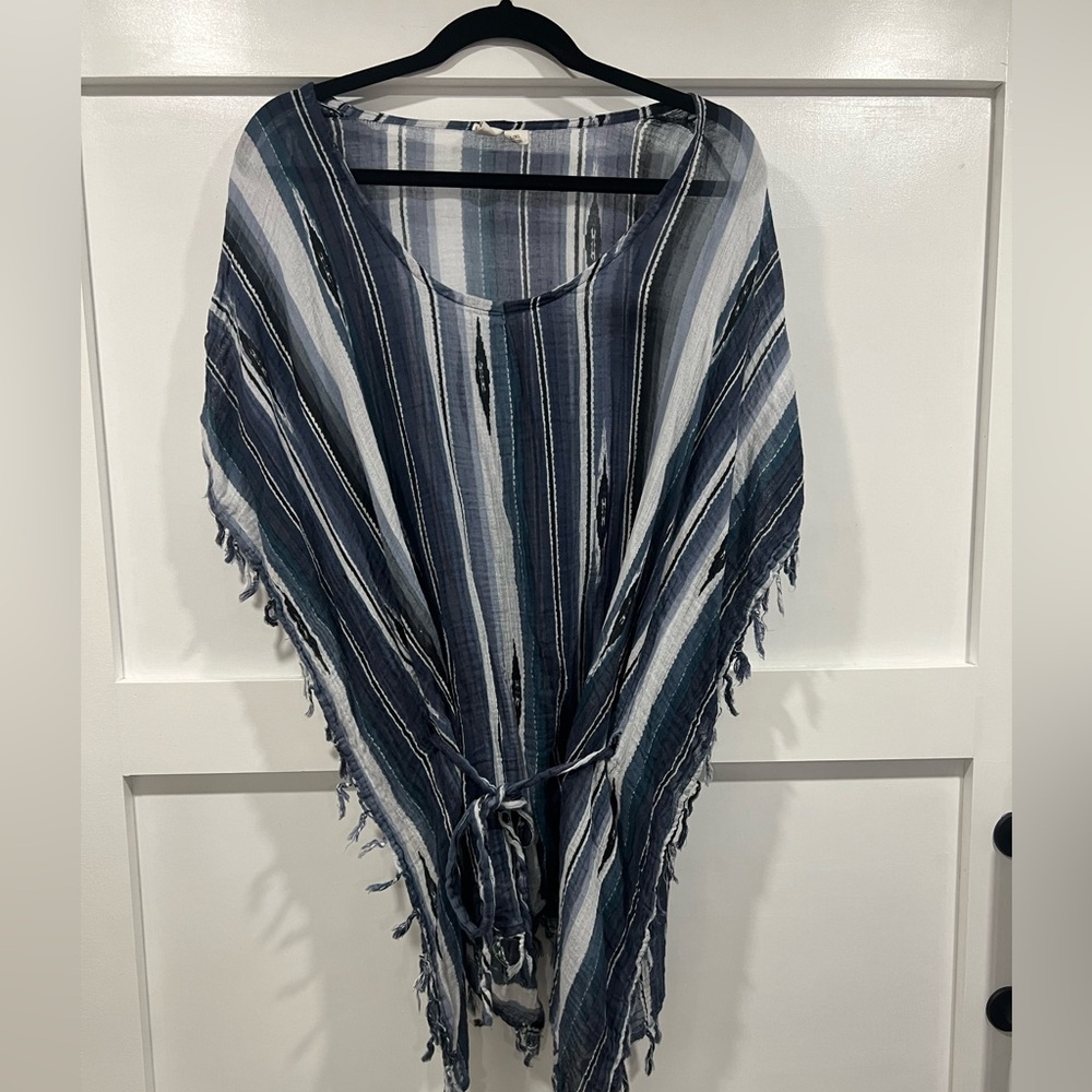 Lagaci beach cover up